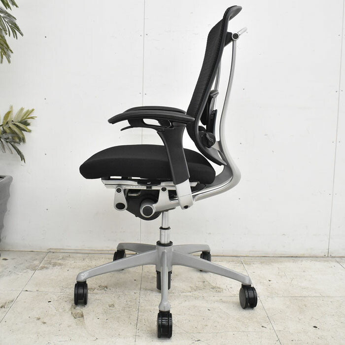 オカムラ コンテッサ 可動肘(新品肘パット)ランバーサポート 2023041703【中古オフィス家具】【中古】