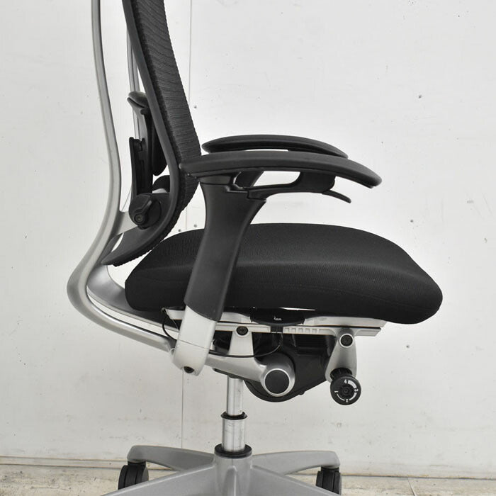 オカムラ コンテッサ 可動肘(新品肘パット)ランバーサポート 2023041703【中古オフィス家具】【中古】