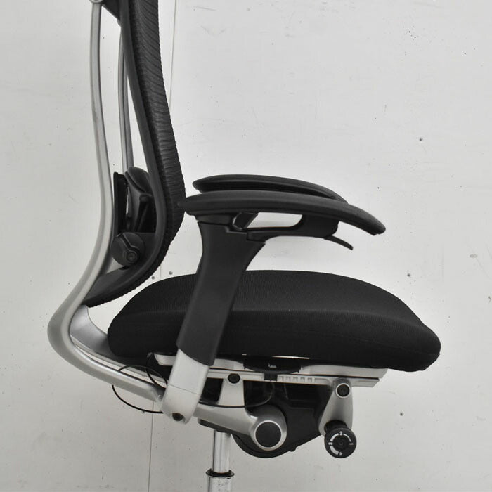 オカムラ コンテッサ 可動肘 ランバーサポート ハンガー シルバーフレーム 2023041801【中古オフィス家具】【中古】