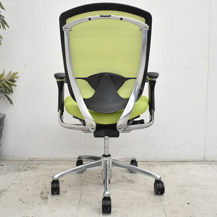 オカムラ コンテッサ 可動肘 ランバーサポート アルミポリッシュ ライムグリーン 2023042003【中古オフィス家具】【中古】