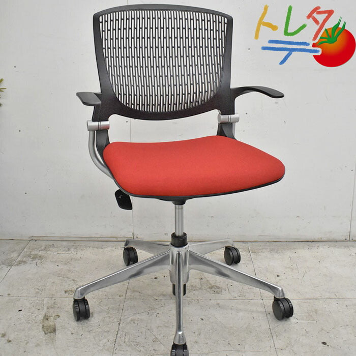 オカムラ グラータ 5本脚 ひじ掛け付き ガス昇降 ポリッシュ 2023042005【中古オフィス家具】【中古】