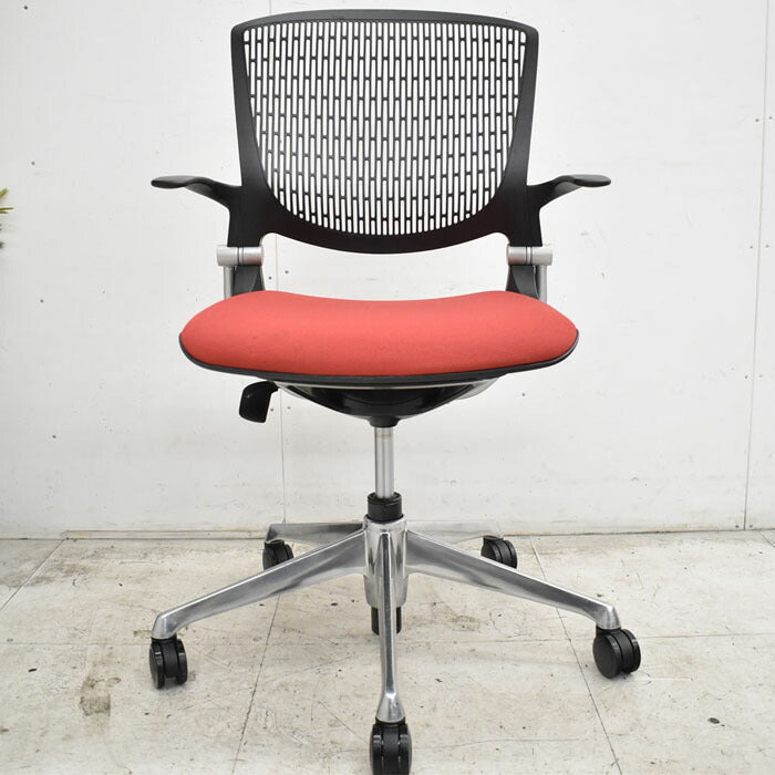 オカムラ グラータ 5本脚 ひじ掛け付き ガス昇降 ポリッシュ 2023042005【中古オフィス家具】【中古】