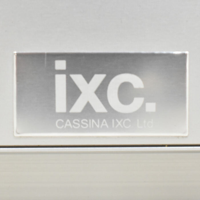 カッシーナ イクスシー. エアフレーム サイドテーブル W600 2023050803【中古オフィス家具】【中古】
