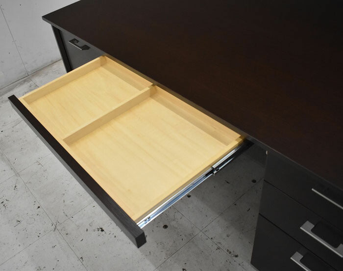 イトーキ ITOKI X17シリーズ 役員用両袖デスク W1600 2023042502【中古オフィス家具】【中古】