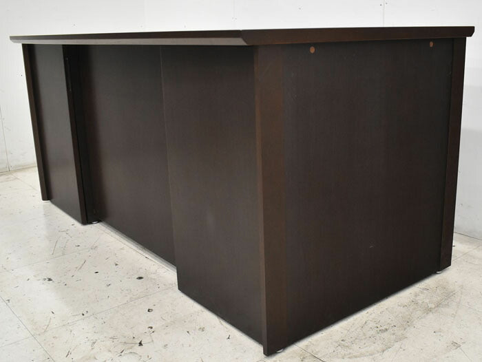イトーキ ITOKI X17シリーズ 役員用両袖デスク W1600 2023042502【中古オフィス家具】【中古】