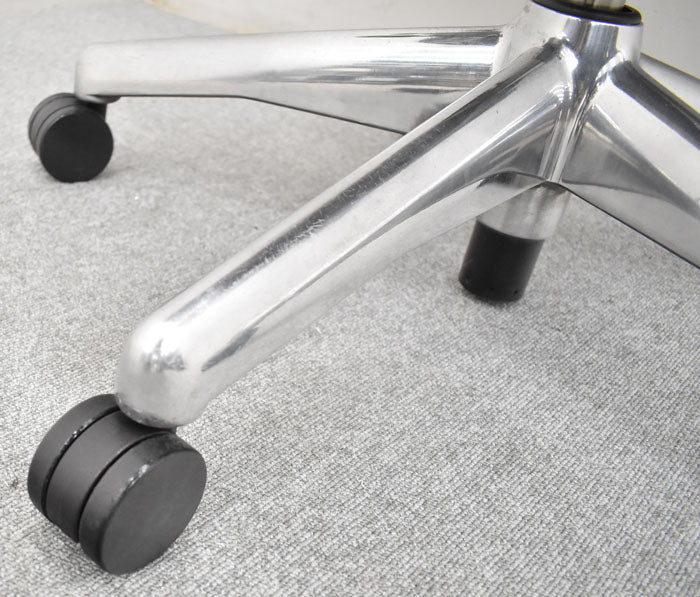 ハーマンミラー Hermanmiller アーロンチェア Bサイズ フル装備 ポスチャーフィット ウェーブメッシュ ポリッシュフレーム 2023051802【中古オフィス家具】【中古】