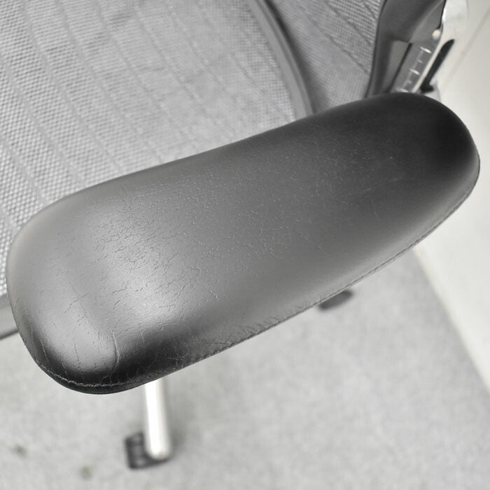 ハーマンミラー Hermanmiller アーロンチェア Bサイズ フル装備 ポスチャーフィット ウェーブメッシュ ポリッシュフレーム 2023051804【中古オフィス家具】【中古】