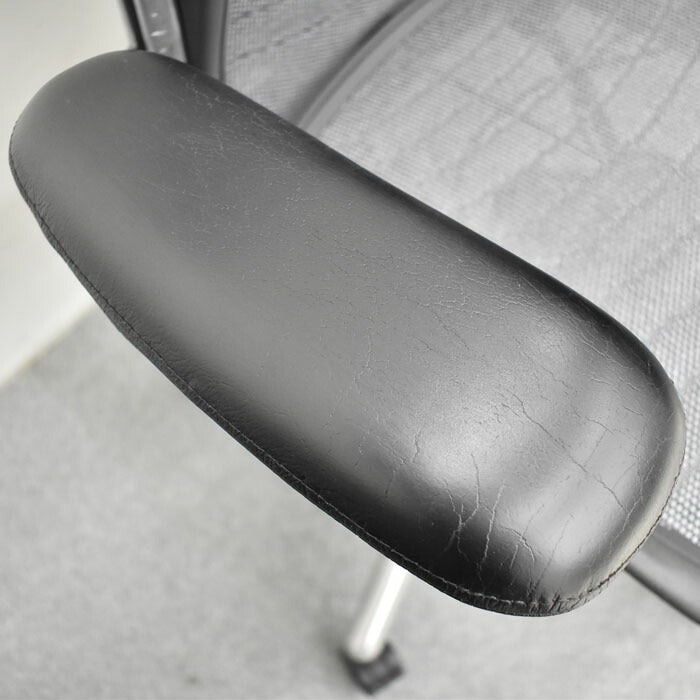 ハーマンミラー Hermanmiller アーロンチェア Bサイズ フル装備 ポスチャーフィット ウェーブメッシュ ポリッシュフレーム 2023051804【中古オフィス家具】【中古】