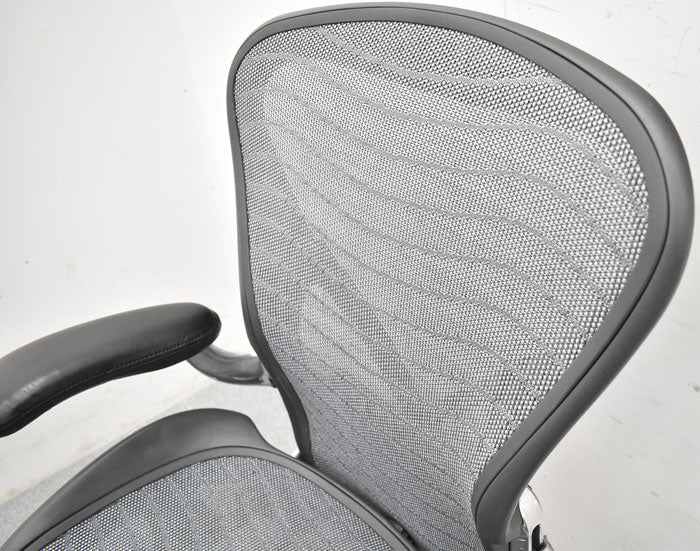 ハーマンミラー Hermanmiller アーロンチェア Bサイズ フル装備 ポスチャーフィット ウェーブメッシュ ポリッシュフレーム 2023051902【中古オフィス家具】【中古】