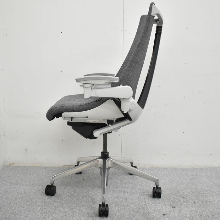イトーキ ITOKI アクトチェア 4Dリンクアーム アルミポリッシュ脚 2019年製 2023052403【中古オフィス家具】【中古】