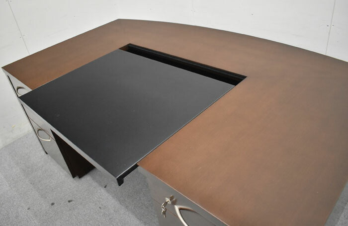 オカムラ 岡村製作所 Okamura 高級役員用両袖デスク オカムラ特注品 W1800 2023060603