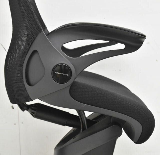 オカムラ レオパード ブラック スターベース(キャスタータイプ)ミドルバック 2021011805【中古オフィス家具】【中古】