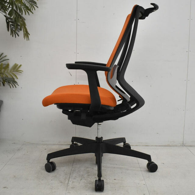 コクヨ デュオラ ハイバック ランバーサポート T型肘 ハンガー付 2017年製 2021012201【中古オフィス家具】【中古】