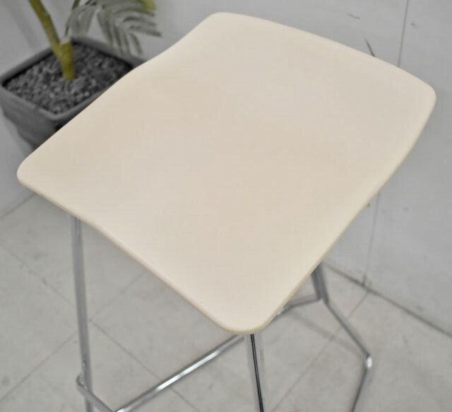 クラシコン トリトンスツール W1600 2021040801【中古オフィス家具】【中古】