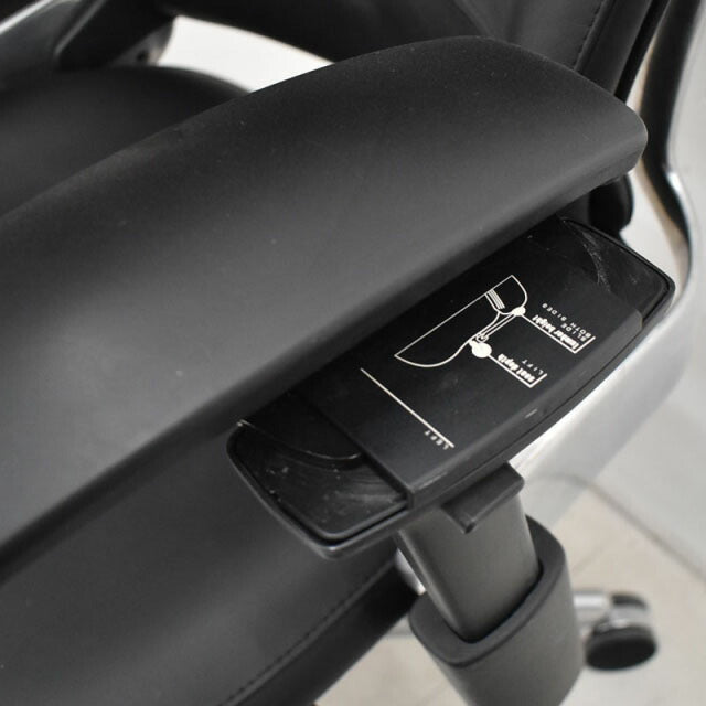 スチールケース リープV2 USモデル 可動肘付 ランバーサポート 革張り アルミポリッシュ 2021042106【中古オフィス家具】【中古】