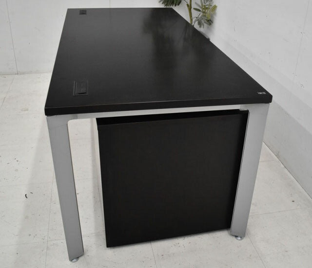 オカムラ X-F300シリーズ 役員用デスク+ワゴン3点セット W1800 2021060803【中古オフィス家具】【中古】