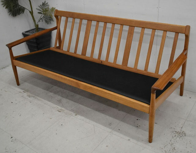 HIKE Bovenkamp 3人掛けソファ 布張り W1710 2021070509【中古オフィス家具】【中古】
