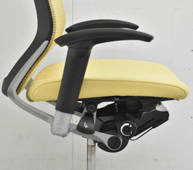 オカムラ バロン ハイバック 可動肘(新型肘パット) シルバー脚 2021112706【中古オフィス家具】【中古】
