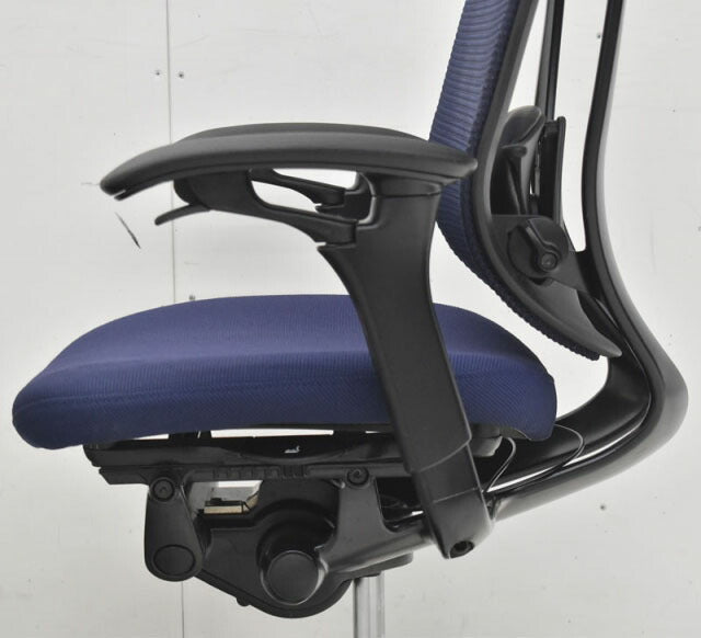 オカムラ コンテッサ 可動肘 ランバーサポート 2021121305【中古オフィス家具】【中古】