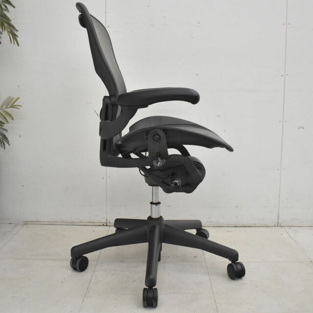 ハーマンミラー アーロンチェア Bサイズ フル装備 ランバーサポート グレー 2021122503【中古オフィス家具】【中古】