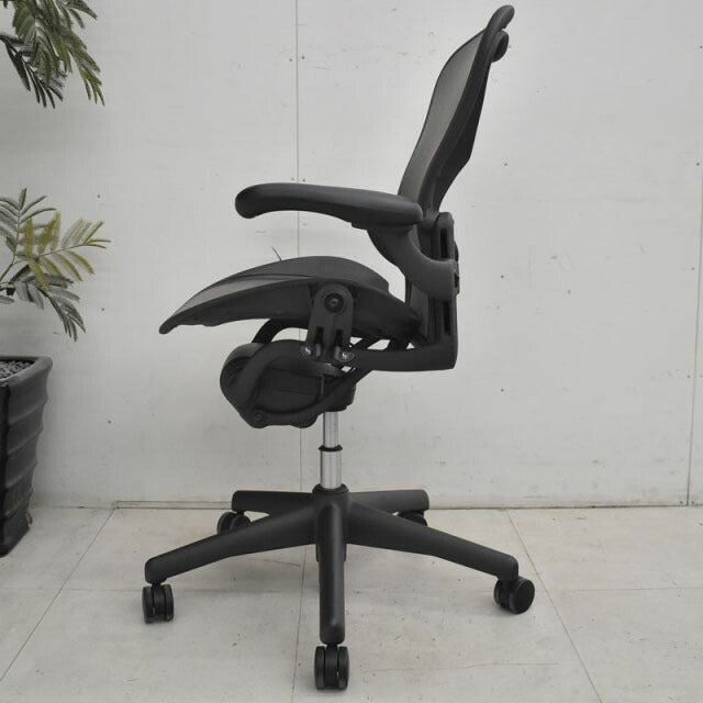 ハーマンミラー アーロンチェア Bサイズ フル装備 ランバーサポート グレー 2021122504【中古オフィス家具】【中古】