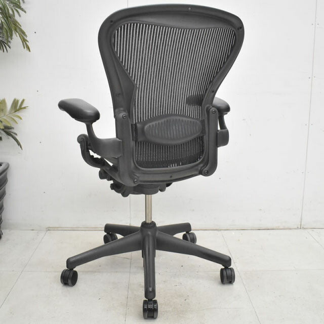 ハーマンミラー アーロンチェア サイズB ブラック スタンダード ランバーサポート 2022011405【中古オフィス家具】【中古】