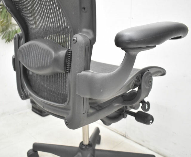ハーマンミラー アーロンチェア サイズB ブラック スタンダード ランバーサポート 2022011405【中古オフィス家具】【中古】