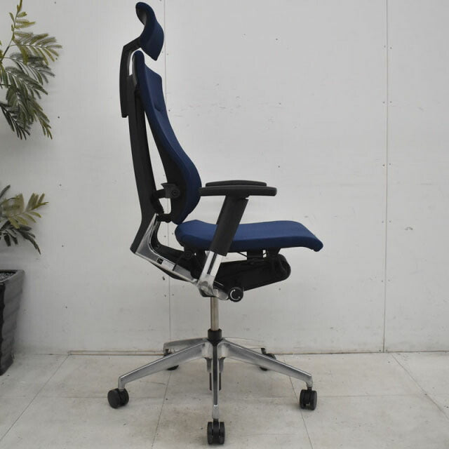 イトーキ スピーナ 可動肘 ヘッドレスト ポリッシュ脚 2022012203【中古オフィス家具】【中古】
