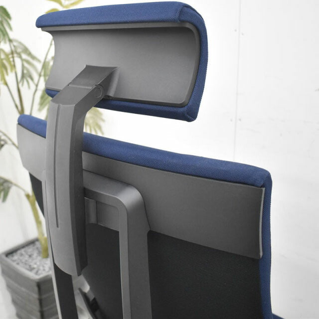 イトーキ スピーナ 可動肘 ヘッドレスト ポリッシュ脚 2022012203【中古オフィス家具】【中古】