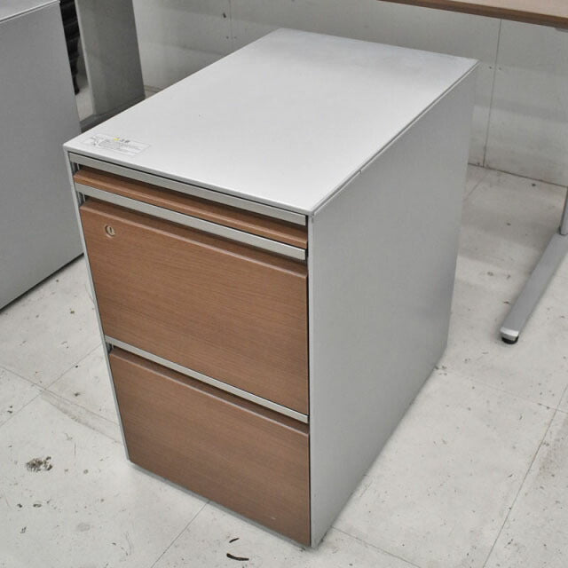 オカムラ プロステージクレスト デスク+ワゴン3点セット W1600 2022040206【中古オフィス家具】【中古】