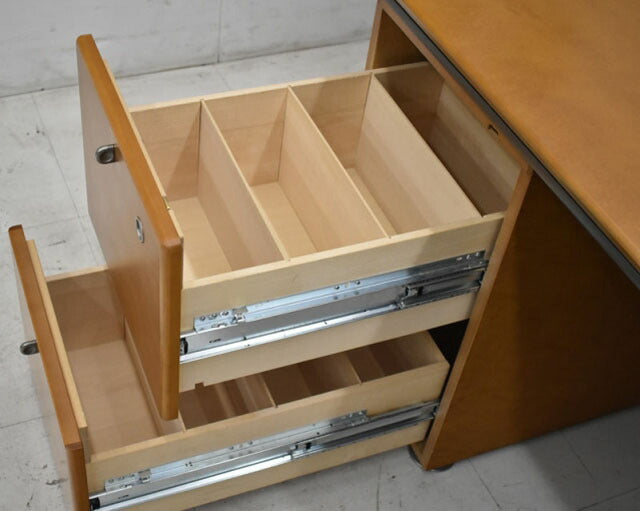 オカムラ プレビア 高級役員用両袖机 W1800 2022041404【中古オフィス家具】【中古】