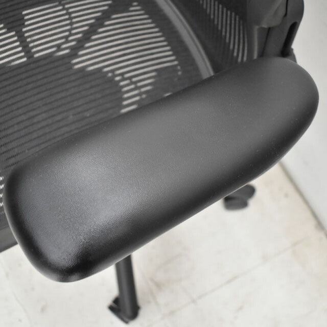 Hermanmilller アーロンチェア フル装備 Bサイズ ランバーサポート 2022061703【中古オフィス家具】【中古】