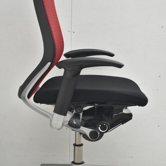 オカムラ バロン ハイバック 可動肘(新型肘パット) シルバー脚 2022072607【中古オフィス家具】【中古】