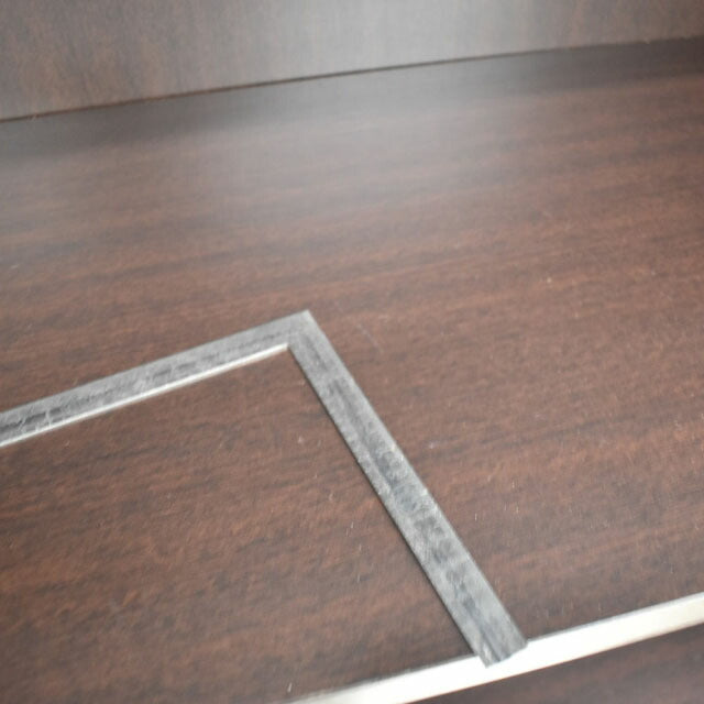 イトーキ XVシリーズ 役員用ガラス扉付書棚 W900 2022101804【中古オフィス家具】【中古】