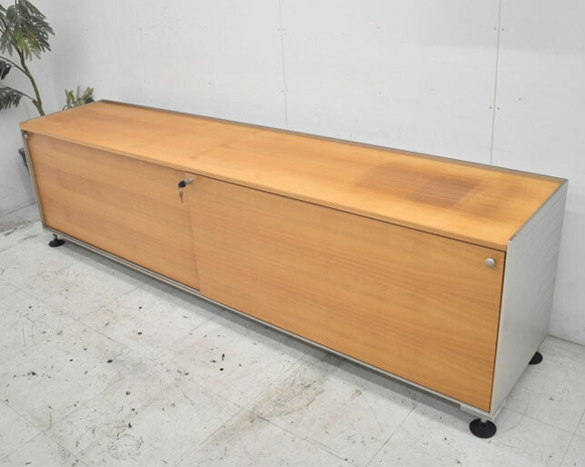 vitra スパチオ サイドボード W2400 2022110401【中古オフィス家具】【中古】