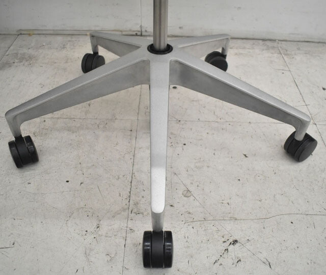 hermanmiller セトゥーチェア マルチパーパスチェア 肘なし 2022111007【中古オフィス家具】【中古】