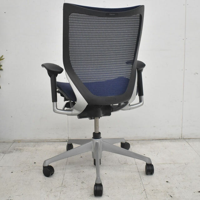オカムラ バロン ローバック 可動肘(新型肘パット) シルバー脚 2022111703【中古オフィス家具】【中古】