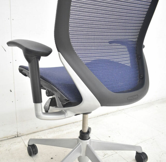 オカムラ バロン ローバック 可動肘(新型肘パット) シルバー脚 2022111703【中古オフィス家具】【中古】