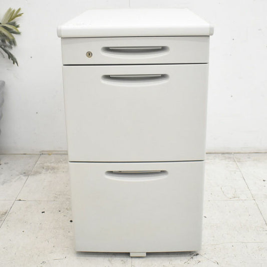 オカムラ SD-E脇机 W400 2022112103【中古オフィス家具】【中古】