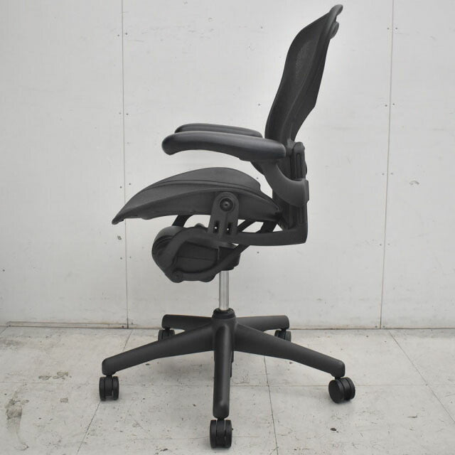 ハーマンミラー アーロンチェア Bサイズ スタンダード ランバーサポート 2022122605【中古オフィス家具】【中古】