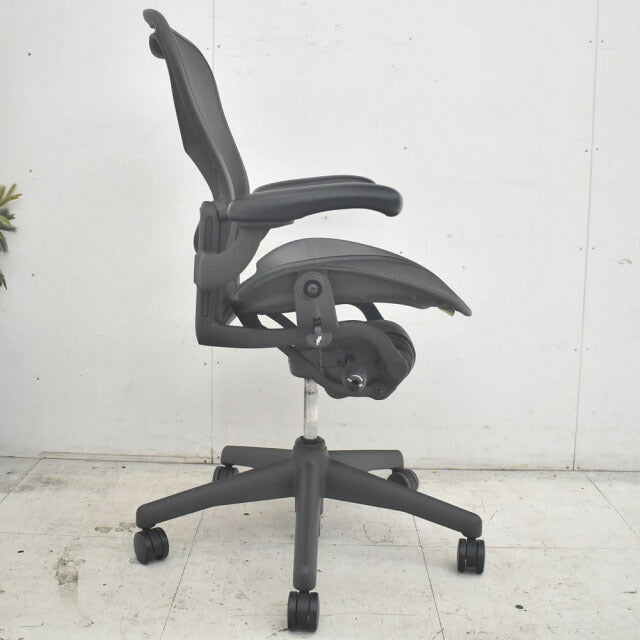ハーマンミラー アーロンチェア Bサイズ スタンダード ランバーサポート 2023011601【中古オフィス家具】【中古】