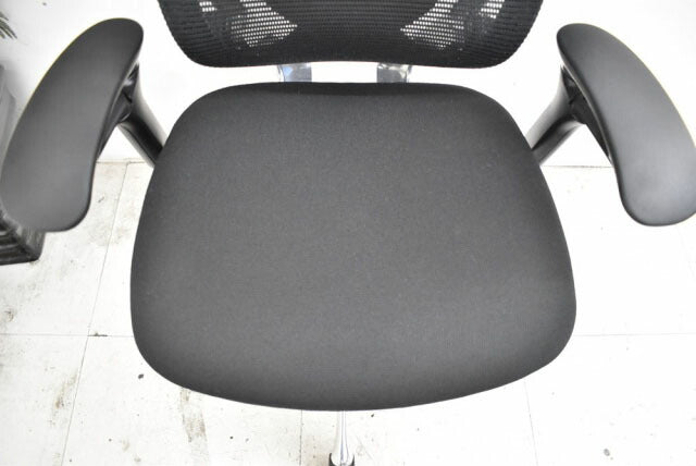 オカムラ コンテッサ ヘッドレスト 可動肘 ランバーサポート アルミポリッシュ脚 2023012104【中古オフィス家具】【中古】
