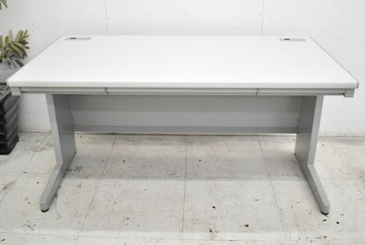 ウチダ JUSTシリーズ 平机 W1400 2023012401【中古オフィス家具】【中古】