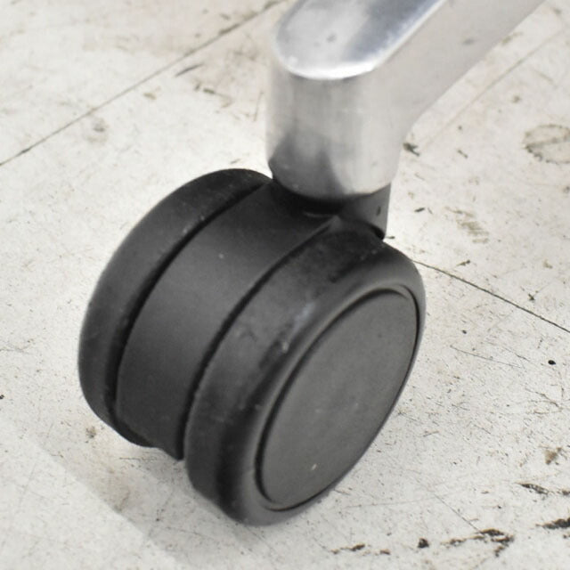 スチールケース シンク2チェア 固定肘 ランバーサポート ポリッシュ脚 革張り 2023013002【中古オフィス家具】【中古】【商品画像10】