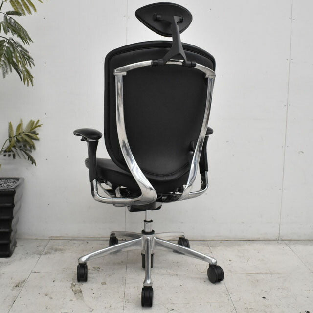 オカムラ コンテッサ ヘッドレスト 可動肘 革張り ポリッシュ脚 2023020401【中古オフィス家具】【中古】