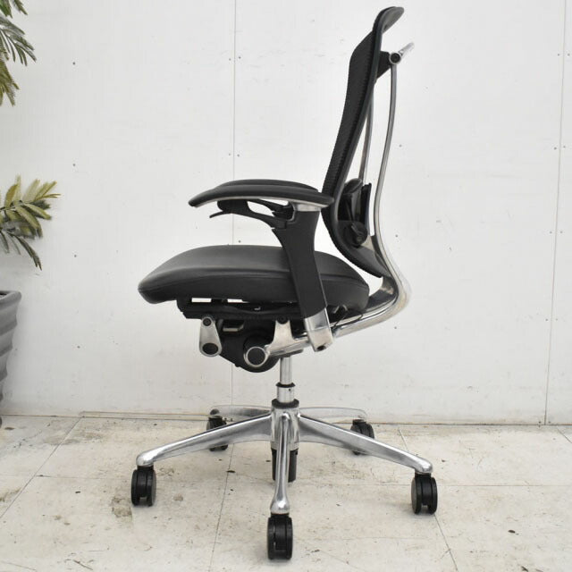 オカムラ コンテッサ ポリッシュ 可動肘付 ランバーサポート 革張り 2023030702【中古オフィス家具】【中古】
