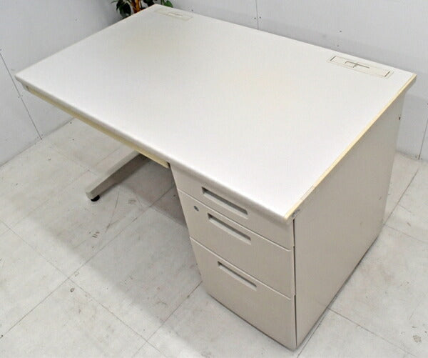 コクヨ BSシリーズ 127片袖机 W1200 2017071303【中古オフィス家具】【中古】