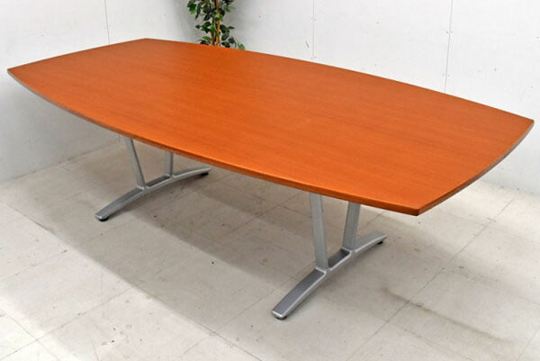 コクヨ KOKUYO 大型会議テーブル W2400 2017082302【中古オフィス家具】【中古】
