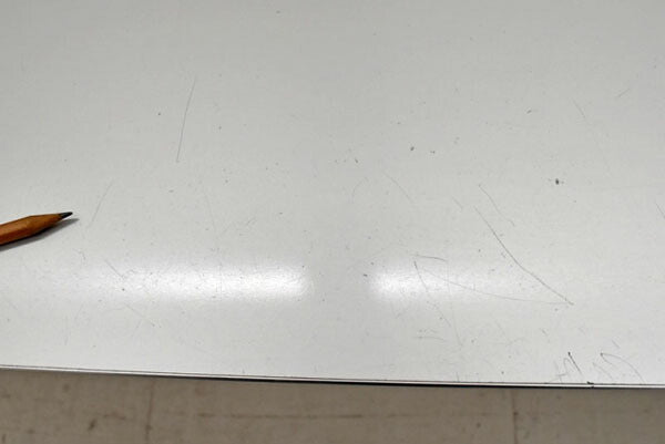 カッシーナ イクスシー. エアフレーム パネル付デスク W1250 2017091402【中古オフィス家具】【中古】