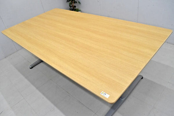 オカムラ リフティオシリーズ 会議テーブル W2100 2017110803【中古オフィス家具】【中古】